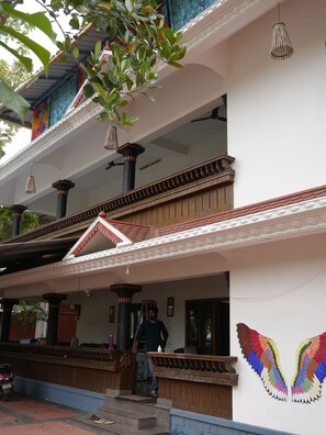 Majoituspaikan julkisivu