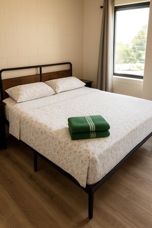 2 bedrooms, Internet