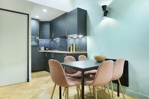 Dining - New Apartement Center of Paris Montorgueil (Paris)