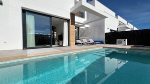 Outdoor pool, a heated pool - 7LakesVilla with Heated Pool, Cinema & Home Office (MC)