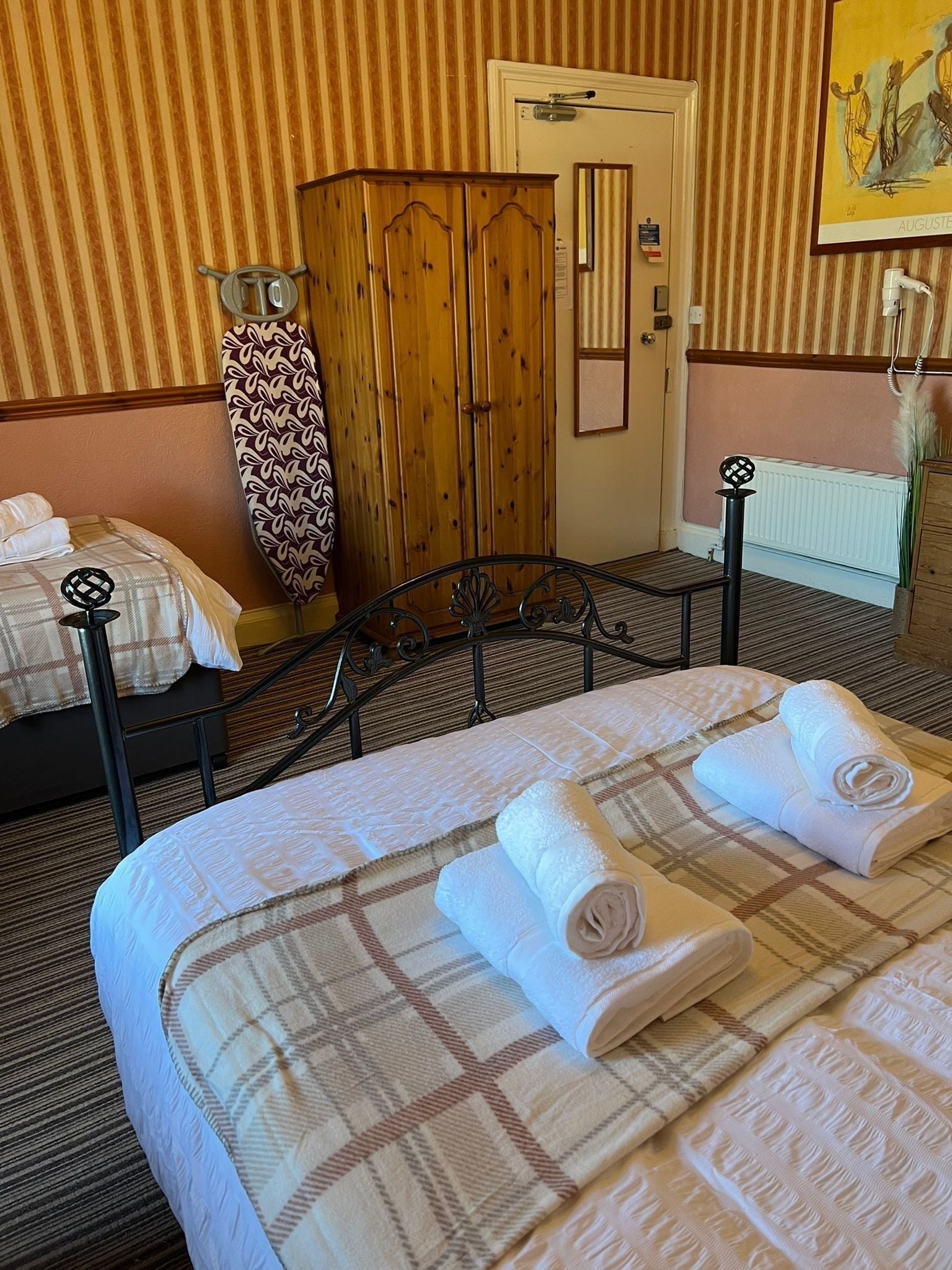 Standard Suite, Ensuite | Free WiFi