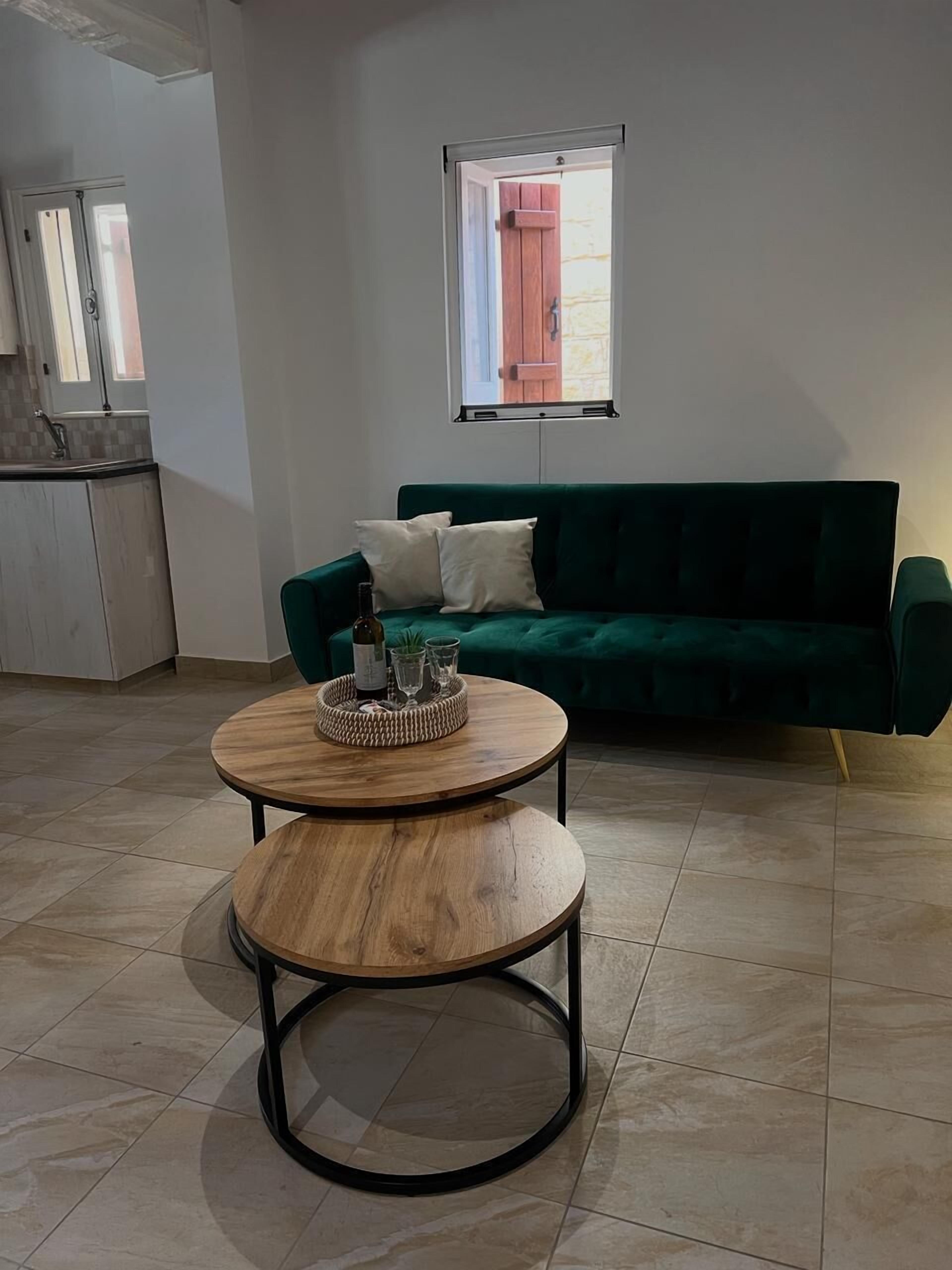 Superior Double Room | Living area