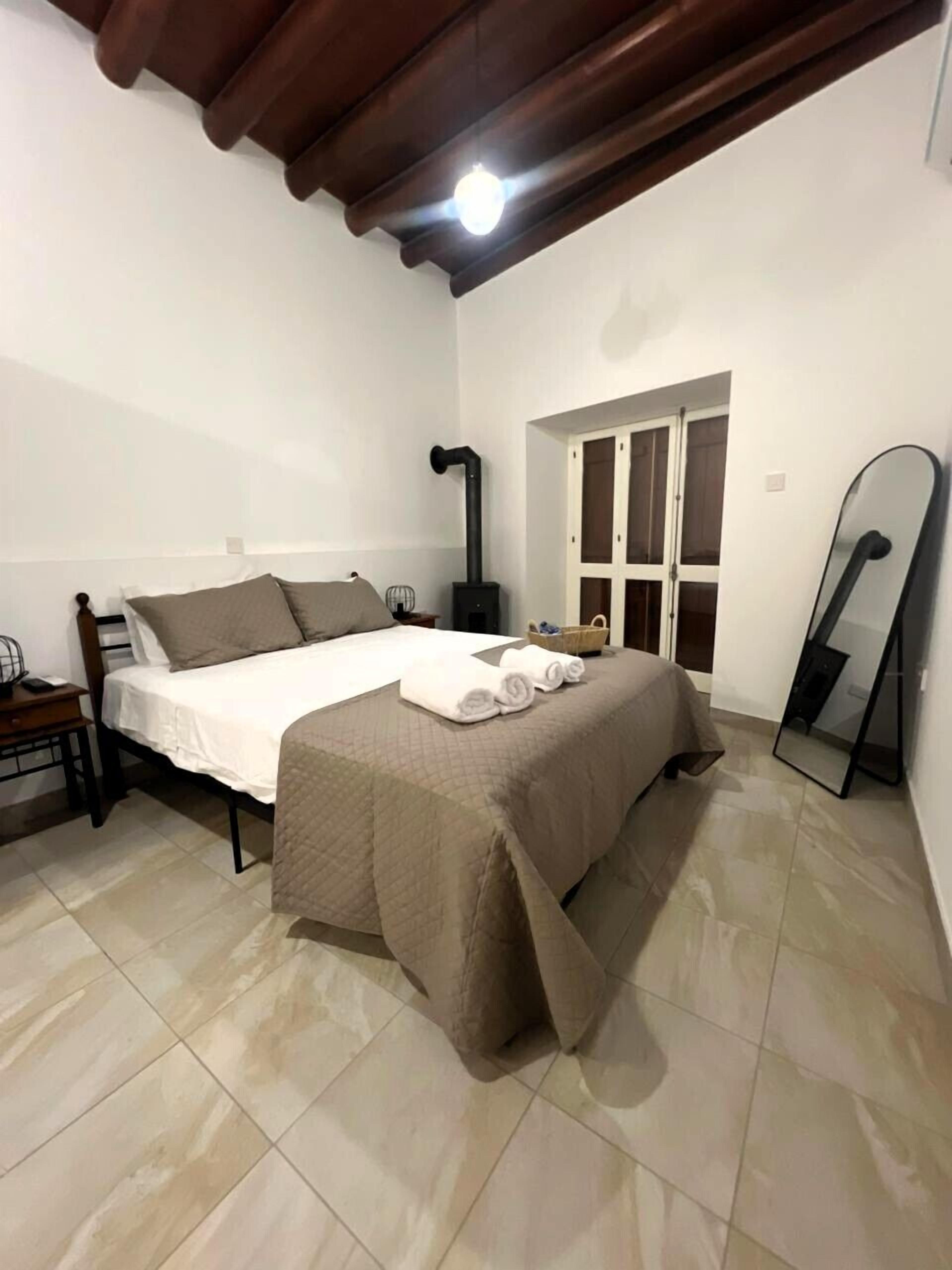 عناصر مجانية داخل الميني بار وواي فاي مجانًا