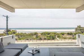 Property grounds - STUNNING TWO-STOREY HOME PERFECTLY POSITIONED IN A PRIME BEACHFRONT LOCATION (Dunsborough)