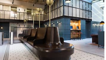 Classic Studio | Executive lounge