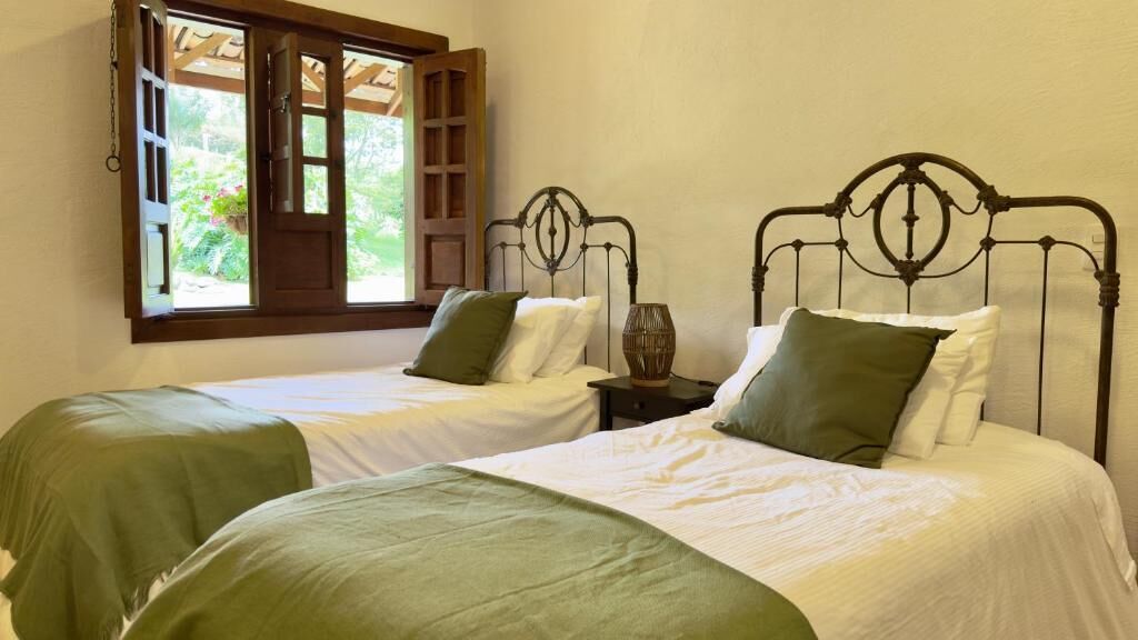 Standard Twin Room, Patio, Courtyard View | Free WiFi