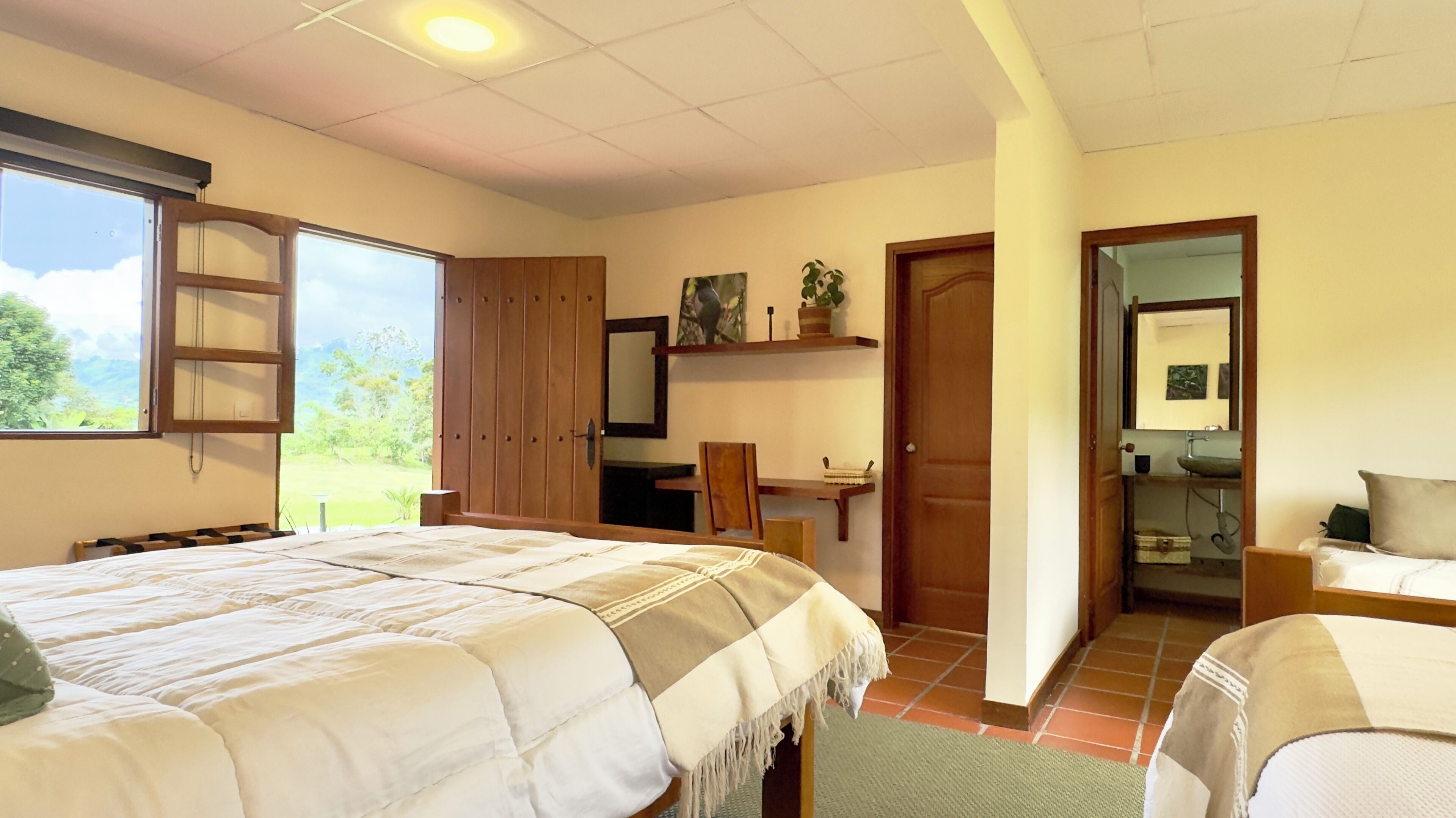 Family Room, Patio, Courtyard View | Free WiFi