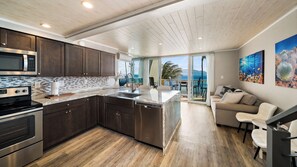 Fridge, microwave, oven, stovetop - Oceanfront with Panoramic Views I Maalaea Kai 416 (Maalaea)