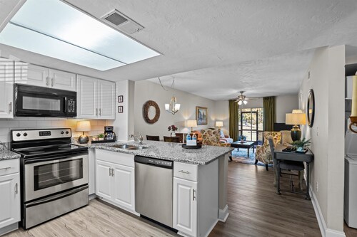 2 bedroom, 2 bathroom updated condo with private patio. Centrally located in Augusta, GA