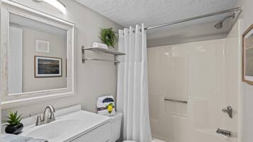 Hair dryer, towels