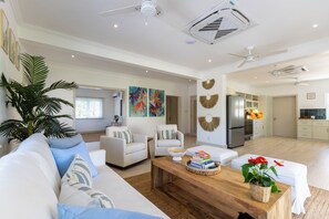 Living area - Kai Villa (Prospect)