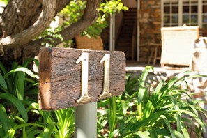 Exterior detail - Lavender Cottage Mountain Lodge (Cape Town)