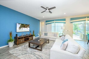 Smart TV, table football, ping pong, offices - Upstay - Sleeps 26 w Private Pool, Hot Tub, Games (Kissimmee)