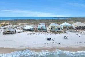 Beach - One Particular Harbor - Large Gulf-front retreat - Sleeps 14 (Gulf Shores)