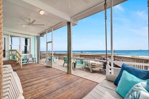 Terrace/patio - One Particular Harbor - Large Gulf-front retreat - Sleeps 14 (Gulf Shores)