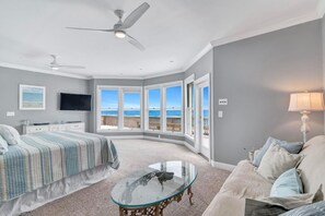 5 bedrooms, iron/ironing board, WiFi, bed sheets - One Particular Harbor - Large Gulf-front retreat - Sleeps 14 (Gulf Shores)