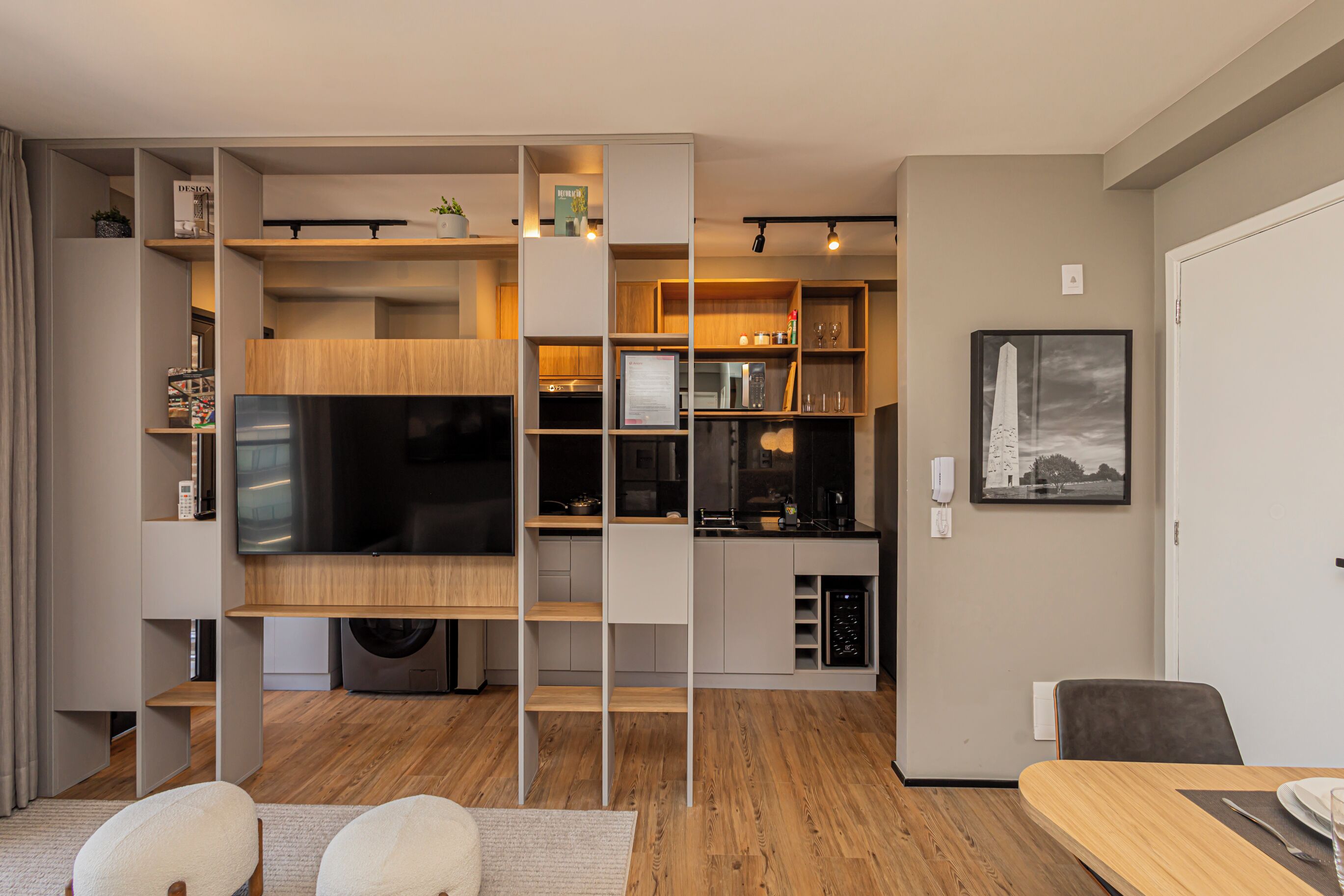 Apartamento luxo, vista para a cidade | Sala de estar