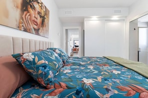 2 Schlafzimmer, Schreibtisch, WLAN, Bettwäsche