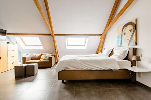 1 habitación, wifi y ropa de cama