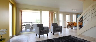 Back2Front holiday house