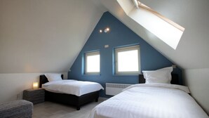 2 slaapkamers, een strijkplank/strijkijzer, wifi, beddengoed