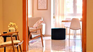 Fernseher, Stereoanlage