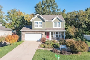 Exterior - Emerald Oasis – Stylish Lakeshore Haven with Hot Tub & Fire Pit (Saugatuck)