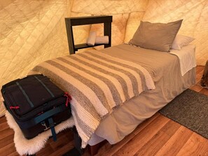 Ropa de cama de alta calidad, colchones con pillow-top y ropa de cama
