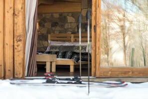 Phòng 3 Deluxe | Két bảo mật tại phòng, màn/rèm cản sáng 