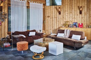 Lobby-Lounge