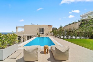 Pool - Endearing Andros Villa | Villa Mundungus | Private Outdoor Pool | Shaded. (Andros)