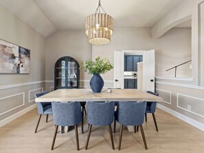 Dining - Boho Dreamscape / 4BD + Game Room + Pool (The Colony)