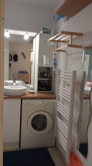 Hair dryer - Charming 2-room apartment in Soustons (Soustons)