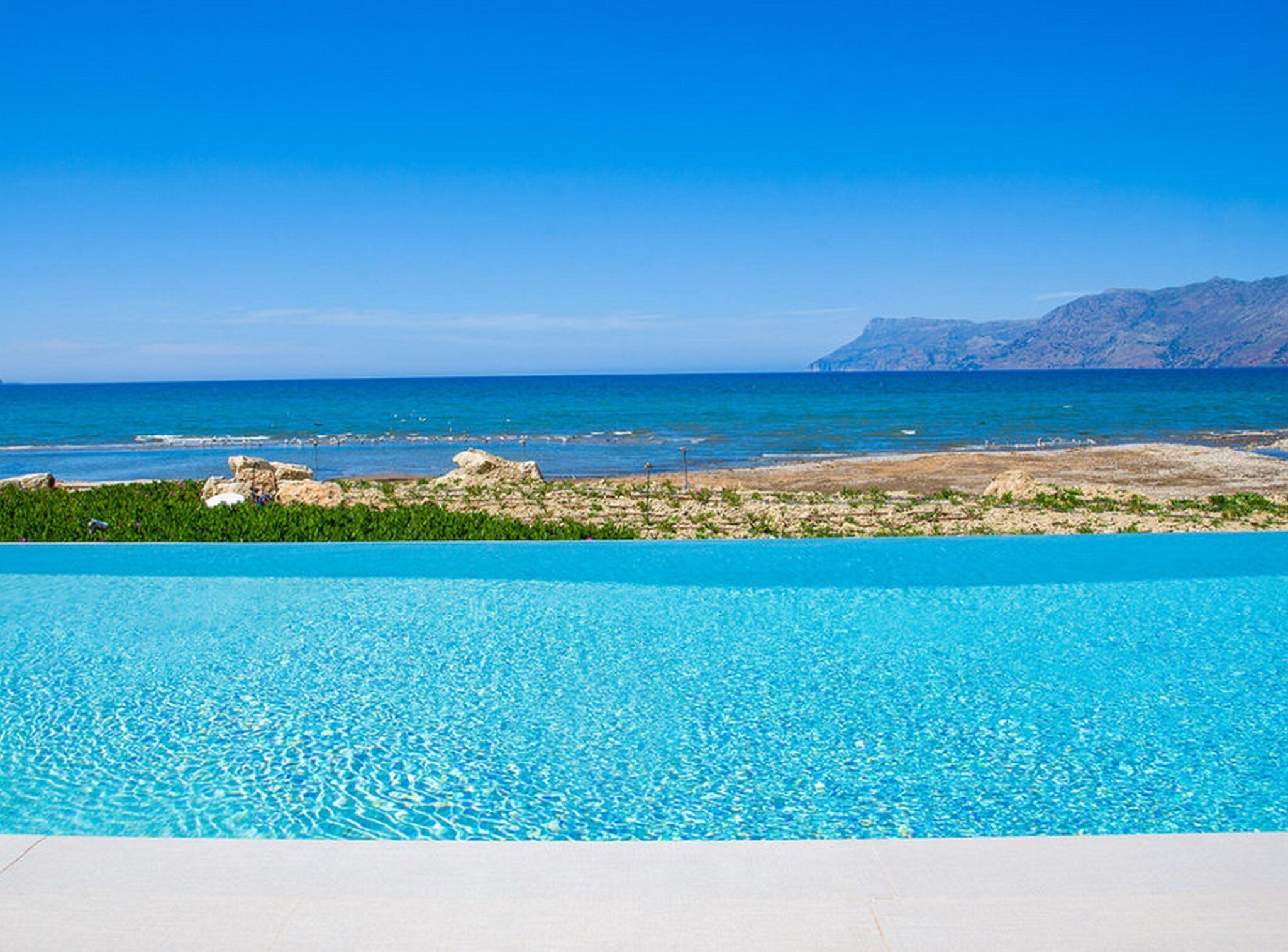 In Strandnähe, Liegestühle