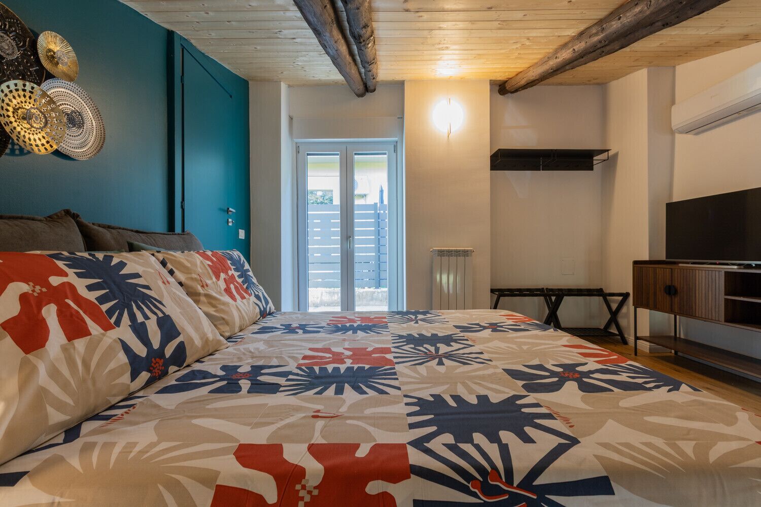 1 多间卧室、熨斗/熨衣板、免费 WiFi、床单