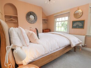 3 chambres, décor unique, ameublement unique, accès au Wi-Fi (inclus)