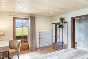 3 bedrooms, WiFi, bed sheets - Apartment “Wiese” with Balcony and Wi-Fi (Zellberg)