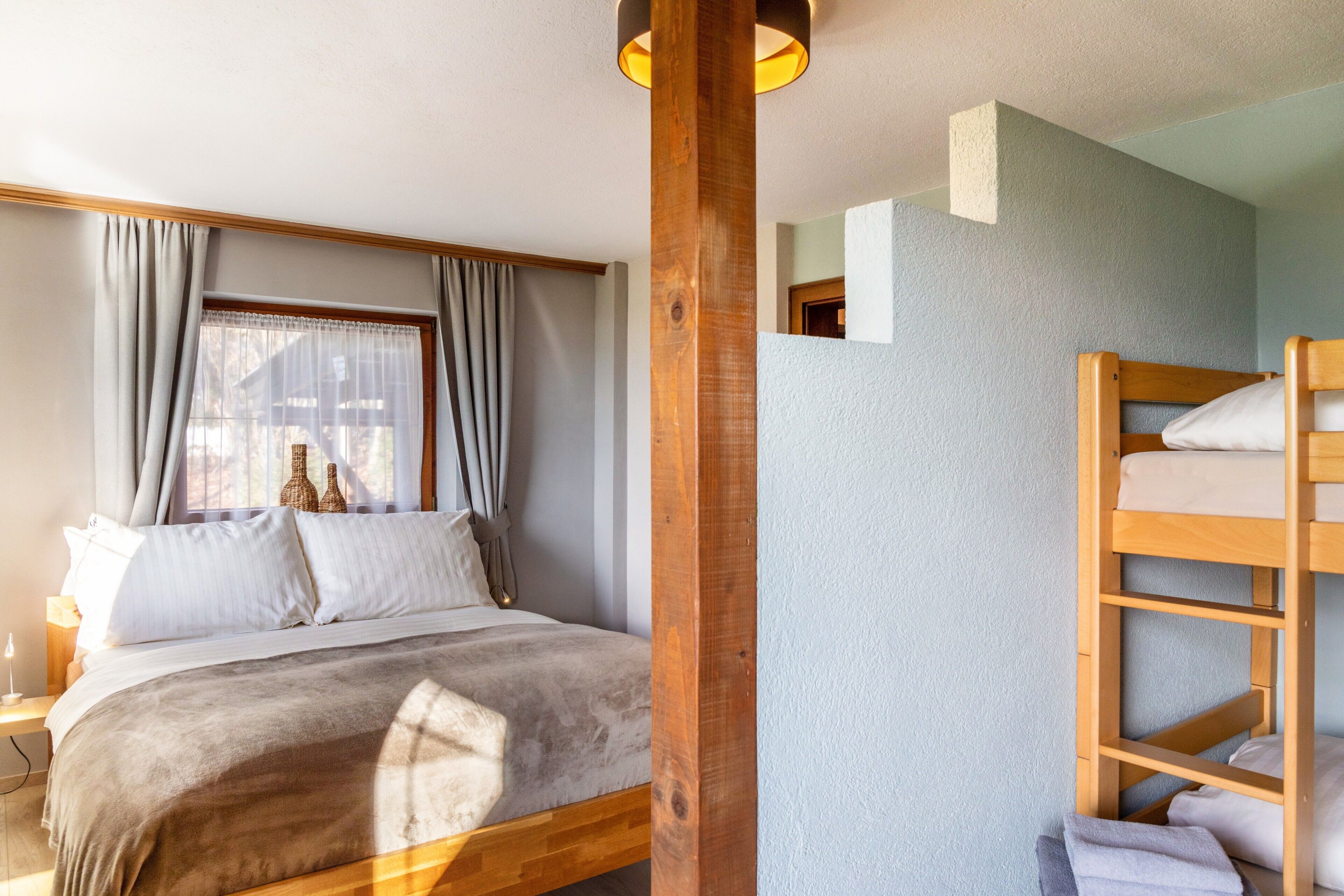 1 bedroom, WiFi, bed sheets