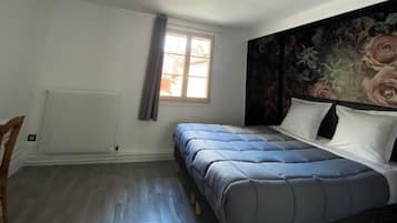 2 slaapkamers, een strijkplank/strijkijzer, wifi