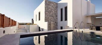 Superb Milos Beach-front Villa | Villa Aegean Bloom | 3 Bedrooms | Private Pool.
