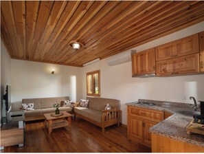 Een koffiezetapparaat/waterkoker, een waterkoker