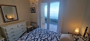 2 camere, ferro/asse da stiro, culla da viaggio, Wi-Fi gratuito