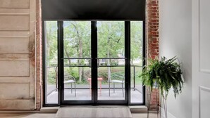 Interior - The Goddard 1BR #102-Walking distance to downtown Hot Springs & 6 min to Oaklawn (Hot Springs)