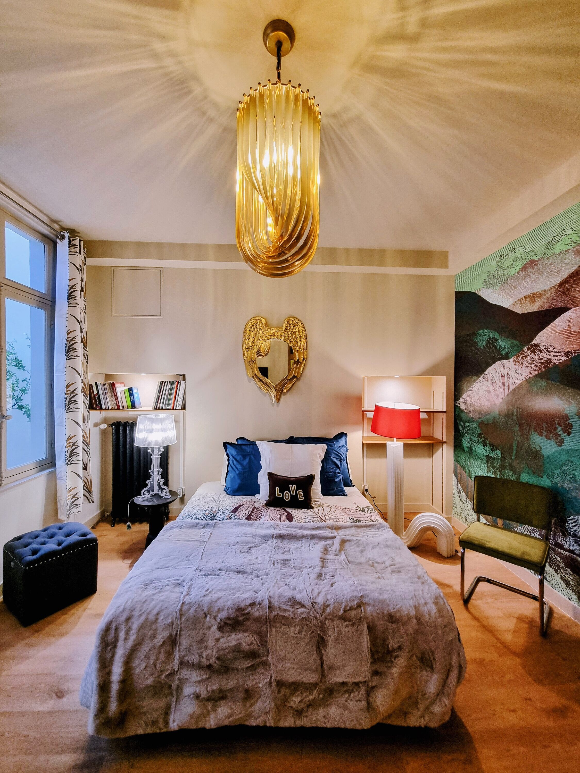 1 slaapkamer, een strijkplank/strijkijzer, wifi, beddengoed