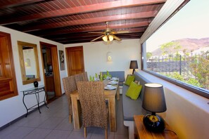 Dining - Villa Marisma | 3 Bedrooms | Private Pool | Prime Location | Furnished Terrace. (Playa Blanca)