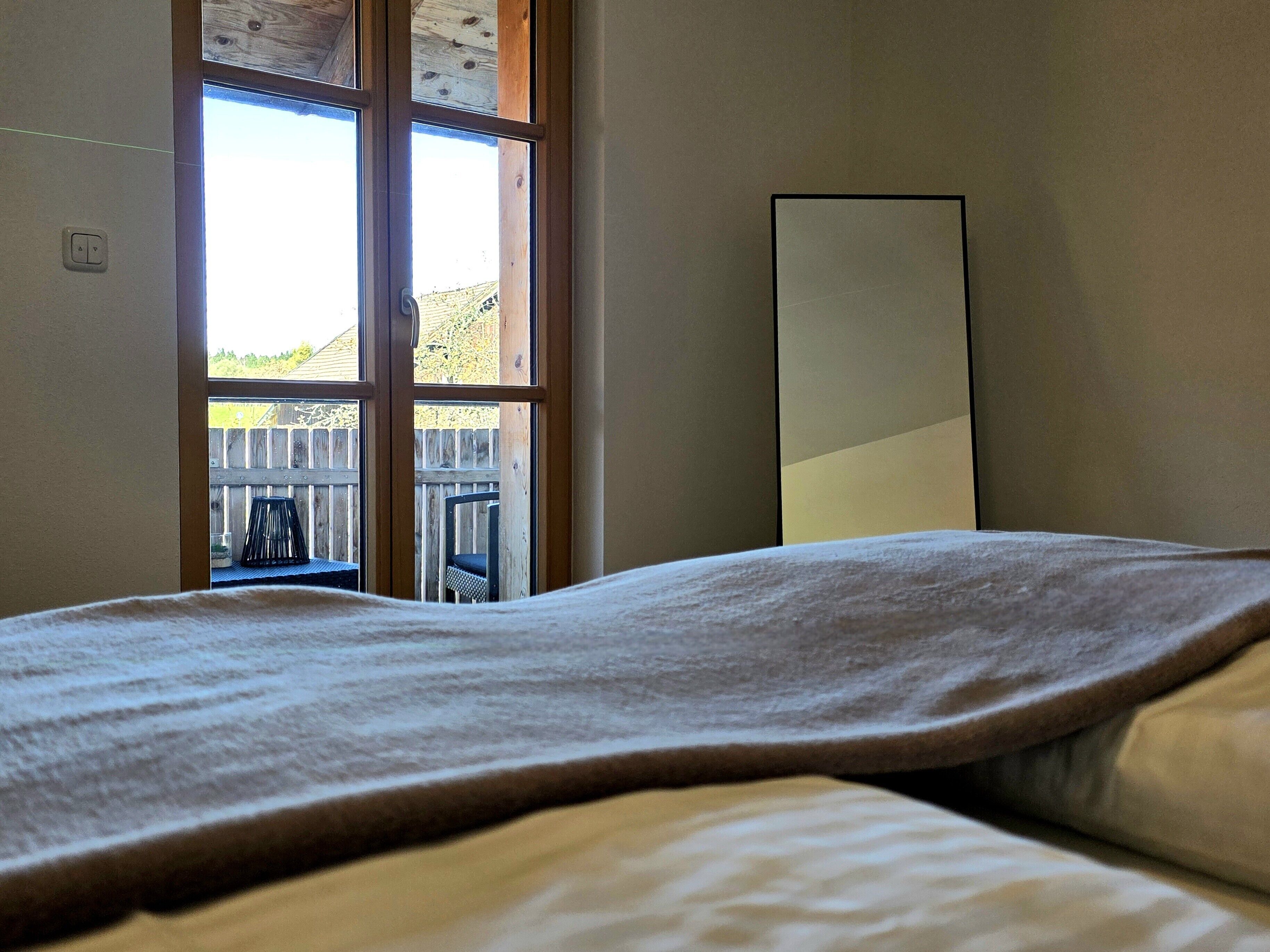 4 Schlafzimmer, Zimmersafe, Schreibtisch, Bügeleisen/Bügelbrett