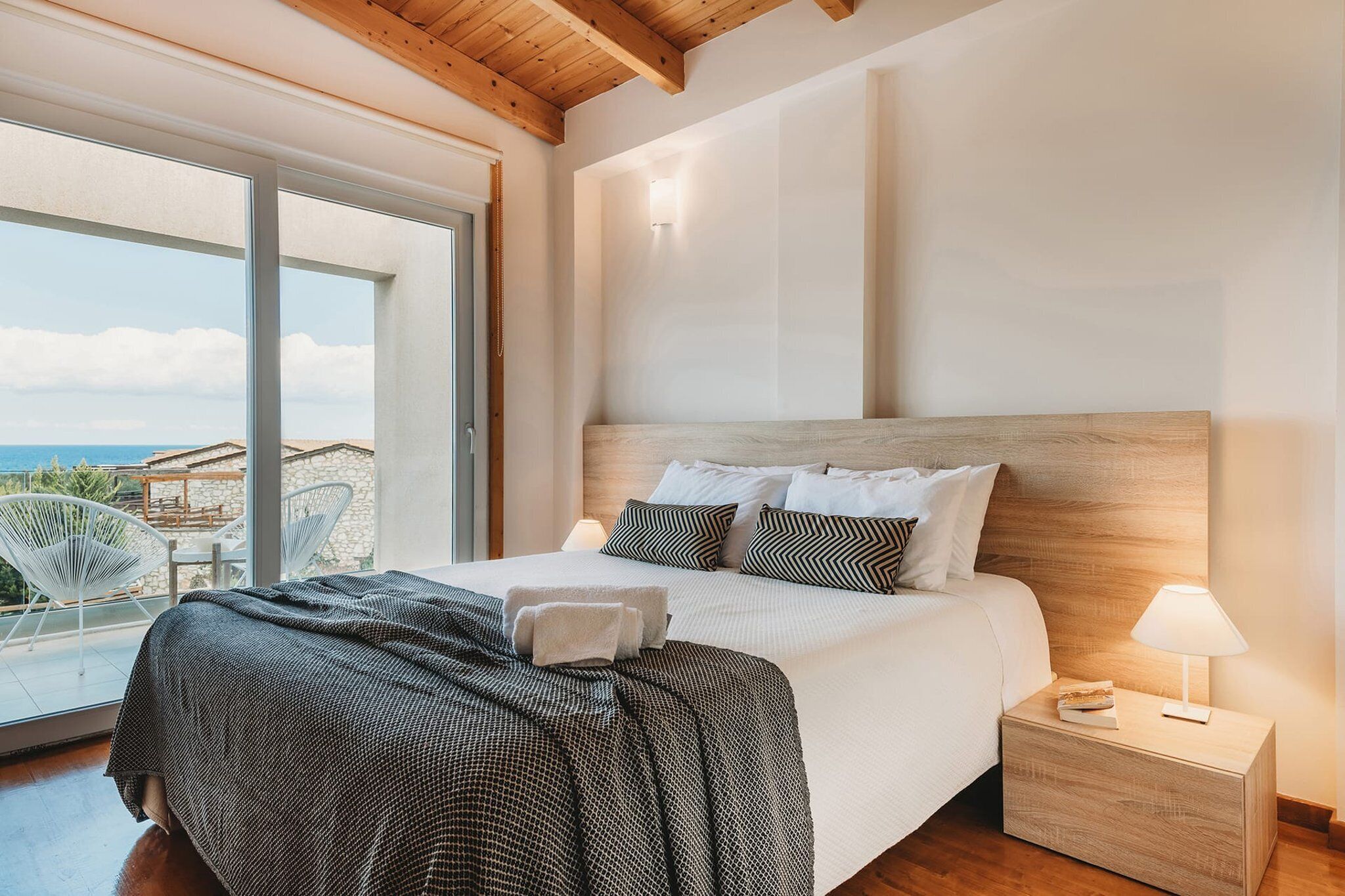 3 bedrooms, in-room safe, iron/ironing board, free WiFi