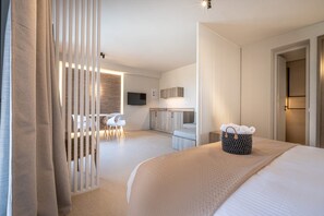 1 slaapkamer, een kluis op de kamer, een strijkplank/strijkijzer