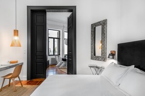 7 Schlafzimmer, Zimmersafe, Bügeleisen/Bügelbrett, Reisekinderbett