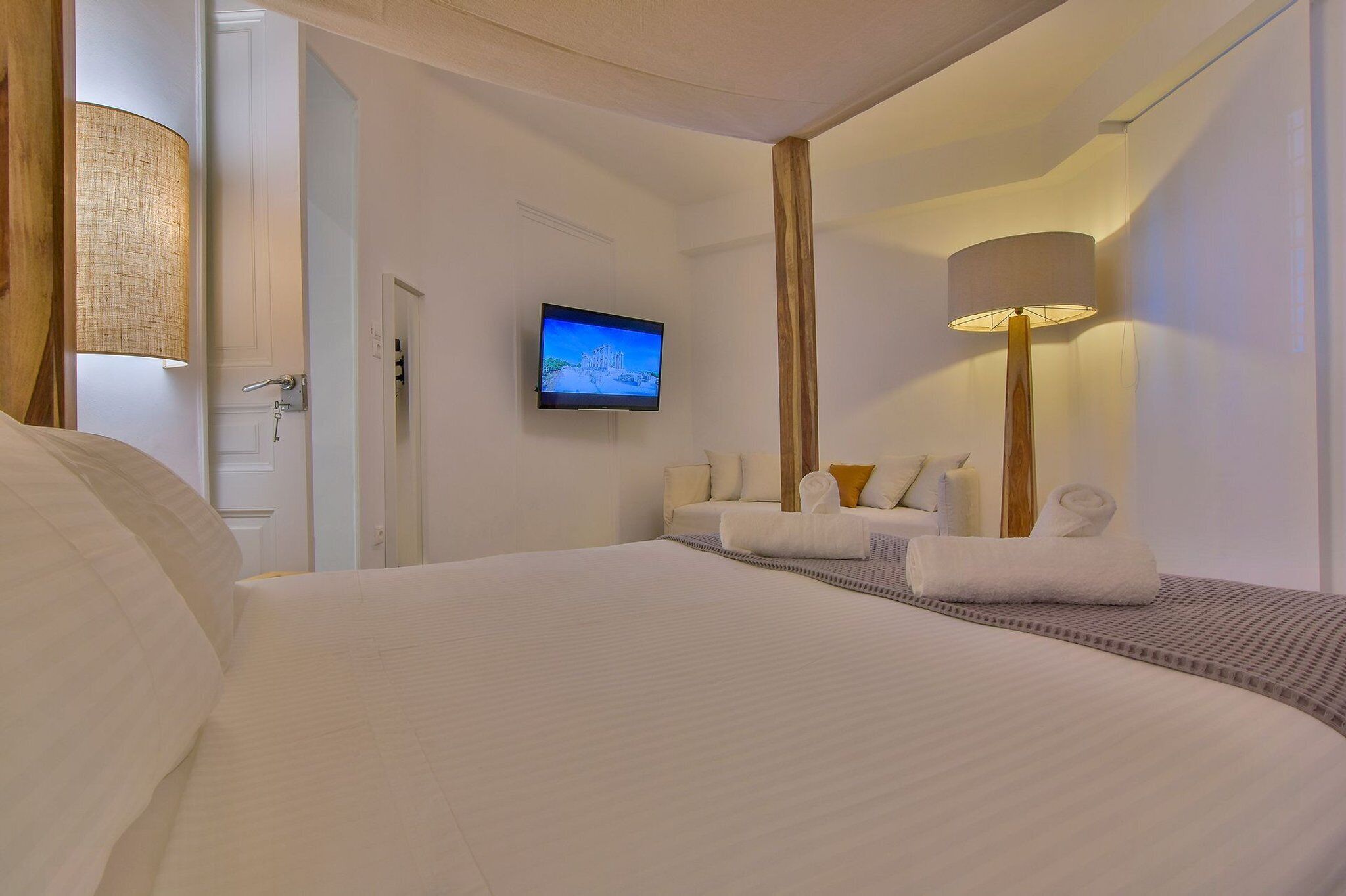 7 sovrum, värdeförvaringsskåp på rummet och strykjärn/strykbräda